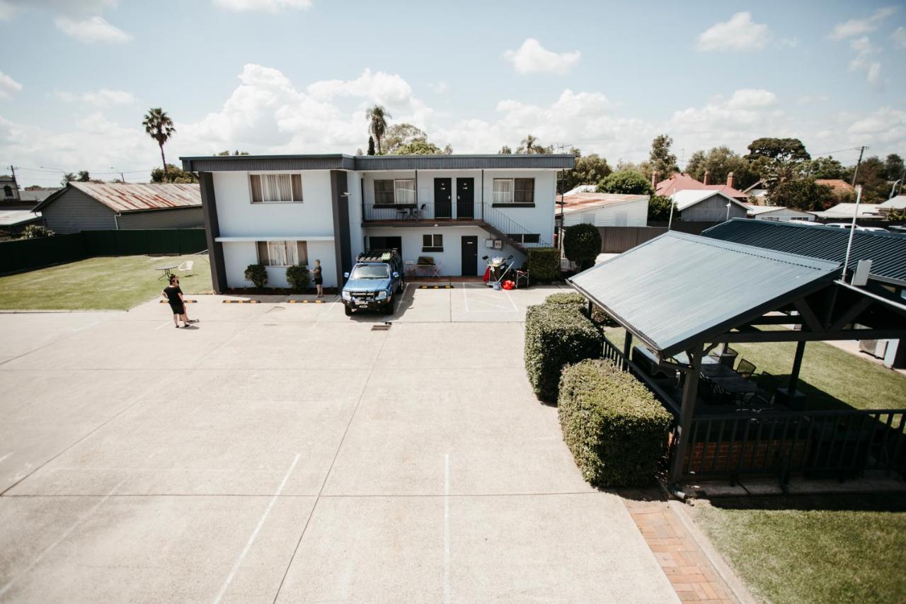 Colonial Motel ריצ'מונד מראה חיצוני תמונה