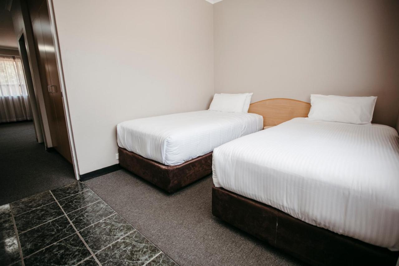 Colonial Motel ריצ'מונד מראה חיצוני תמונה