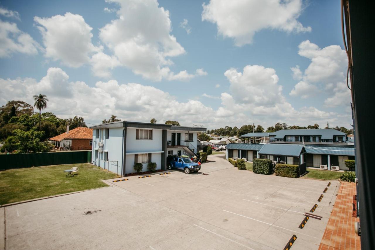 Colonial Motel ריצ'מונד מראה חיצוני תמונה