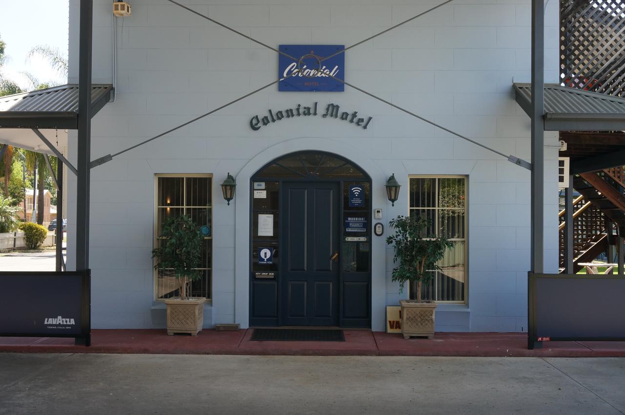 Colonial Motel ריצ'מונד מראה חיצוני תמונה